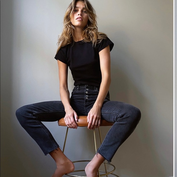 Aritzia Denim Forum The Yoko Exposed Button High Rise straight leg crop jeans - Picture 8 of 10